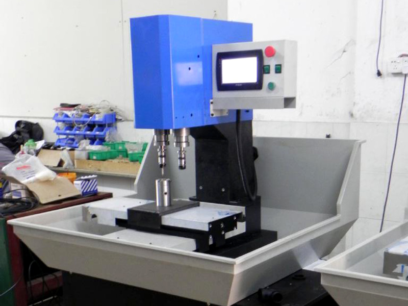 鉆攻機(jī)多少錢一臺？設(shè)備報(bào)價(jià)！