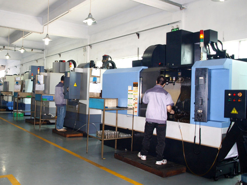 cnc能鉆深孔嗎？機(jī)床應(yīng)用！